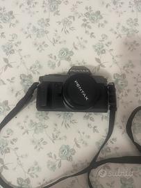 Macchina fotografica a rullino