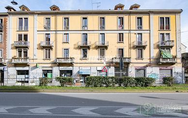 BILOCALE IN STABILE D'EPOCA A POCHI PASSI DALLA ME