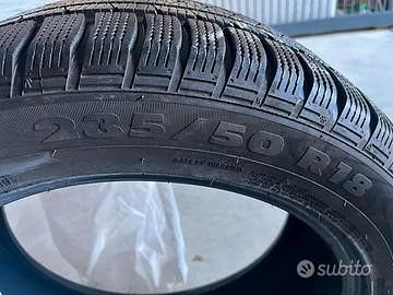 Pneumatici invernali 235/50/18