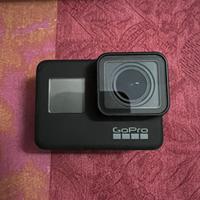 GoPro Hero 7 black + accessori