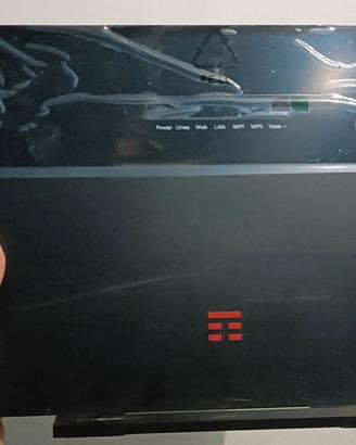 Router TIM HUB+ Executive

Modello: ZXHN H388XF
