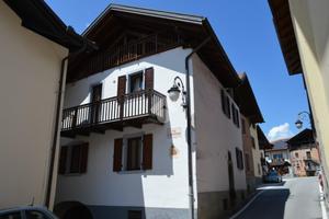 2 LOCALI A BOCENAGO