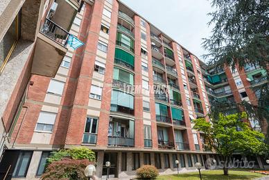 Rif-P270- MM1 - Precotto- AMPIO LABORATORIO COMMER