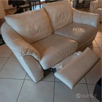 DIVANO IN PELLE BEIGE