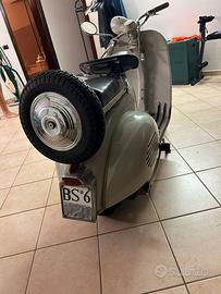 Vespa struzzo 150