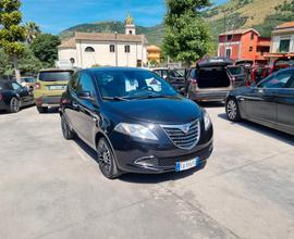 Lancia Ypsilon 1.2 69 CV 5 porte 30th Anniversary