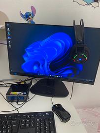 Computer fisso mini intelNuc i3/7’ Gen,ram8Gb,ssd