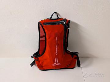 Zaino Quechua con scomparto per Borraccia a Sacca