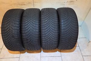 Gomme invernali Firestone  215 45 17 