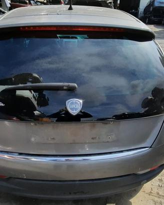 LANCIA DELTA - PORTELLONE POSTERIORE