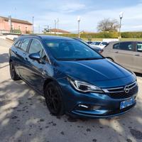 Opel Astra 1.6 CDTI 136CV 4 porte aut.