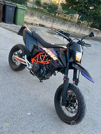 KTM 690 SMC R