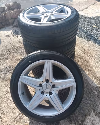 gomme e cerchio mercedes