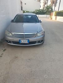 Mercedes C 220