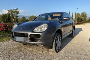 Cayenne 4.5 s 2004 solo 148 mila km
