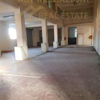 Capannone Zona Schettino