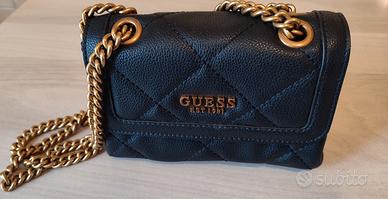 Borsetta Guess a tracolla