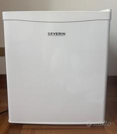 Severin Mini frigo KB8877 45L bianco + mobiletto