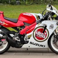 Suzuki RGV 250