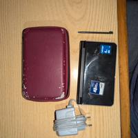 Nintendo DSi XL + Custodia