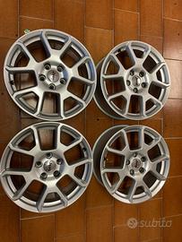4 cerchi in lega originali jeep rengade 17”