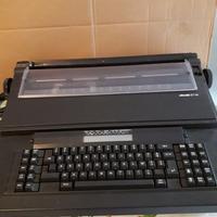 Macchina da scrivere Olivetti ET 116.