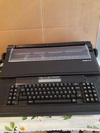 Macchina da scrivere Olivetti ET 116.