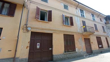 Appartamento di 210 m² con 4 locali e box auto dop