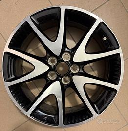 Cerchione in lega Toyota Yaris