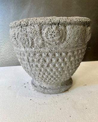 Vaso Cachepot in Cemento Grezzo Lavorato