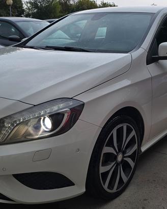 Mercedes-benz A 180 d Automatic Premium