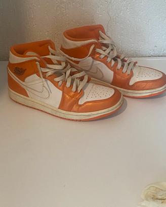 Nike air Jordan 1 Mid SE electro orange mis 40,5