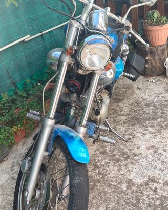  Moto Virago 535