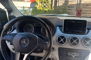 MERCEDES BENZ CLASSE B 180 CDI PREMIUM USATA