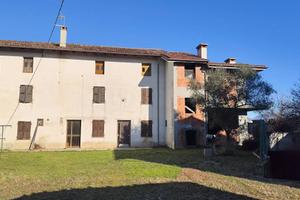 Rustico / Casale di 230 m² con 5 locali a Premaria