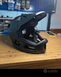 Casco endura M/L