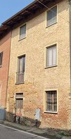 Immobile in asta di 282 m² con 5 locali a Castagno
