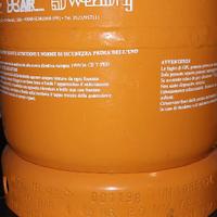Bombola da campeggio da 2 kg e fornello gas