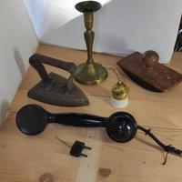 antiquariato pezzi vari,candelabro,lampada vetro..