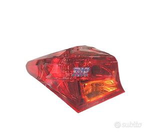 FANALE DX TOYOTA AURIS 5P 13-15 AMBRA ROSSO