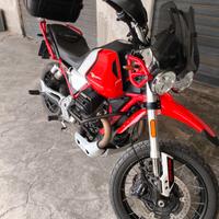 Guzzi v85tt evocative graphics