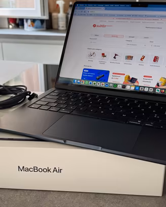 Apple MacBook Air M2 black - come nuovo