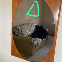 Splendito specchio design con cornice in legno