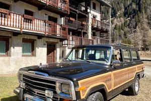 Jeep Grand Wagoneer 1987