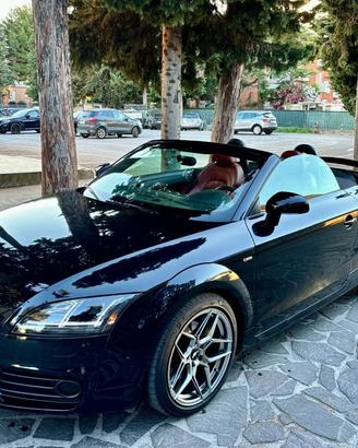 Audi TT Roadster 2.0 TFSI