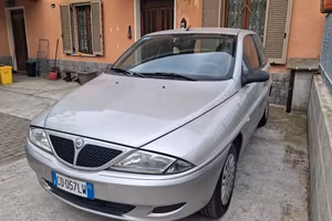 Lancia Y 1.2 ie Fire 8v 60cv elefantino blu