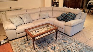 Divano in pelle scamosciata