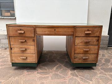 Scrivania da sistemare anni ‘60