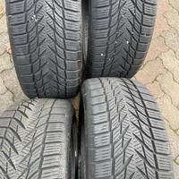 Pneumatici invernali 225/40 R18