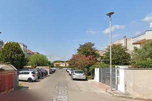 Anzio luminoso trilocale arredato